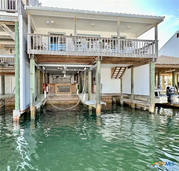 515 S 13th Street, Port O'Connor, TX 77982