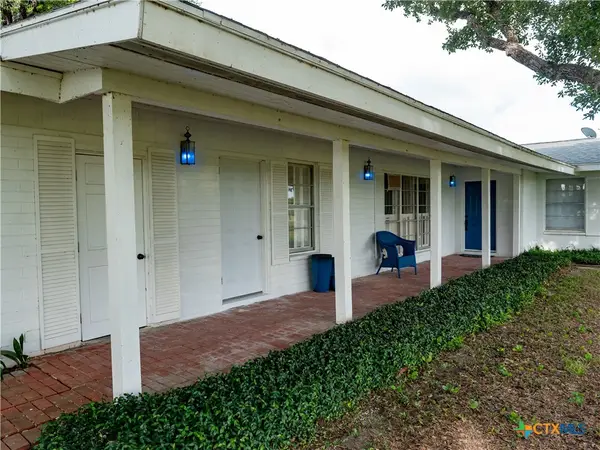 175 Fm 136, Woodsboro, TX 78393