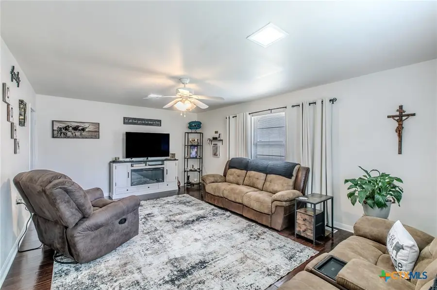 306 Fennimore Street, Gatesville, TX 76528 - #3