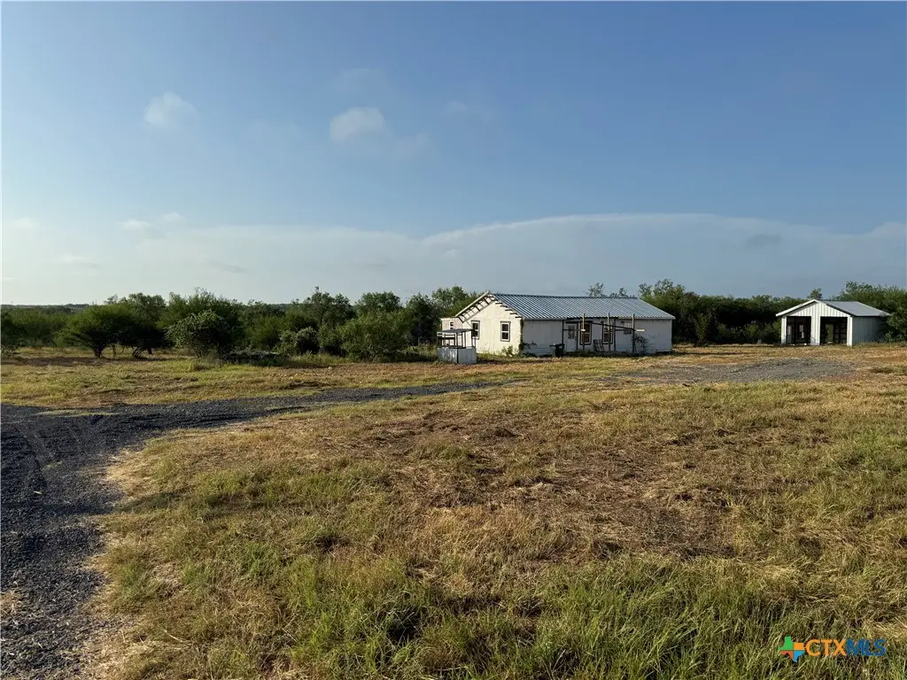2865 Fm 1150, Kingsbury, TX 78638 - #1