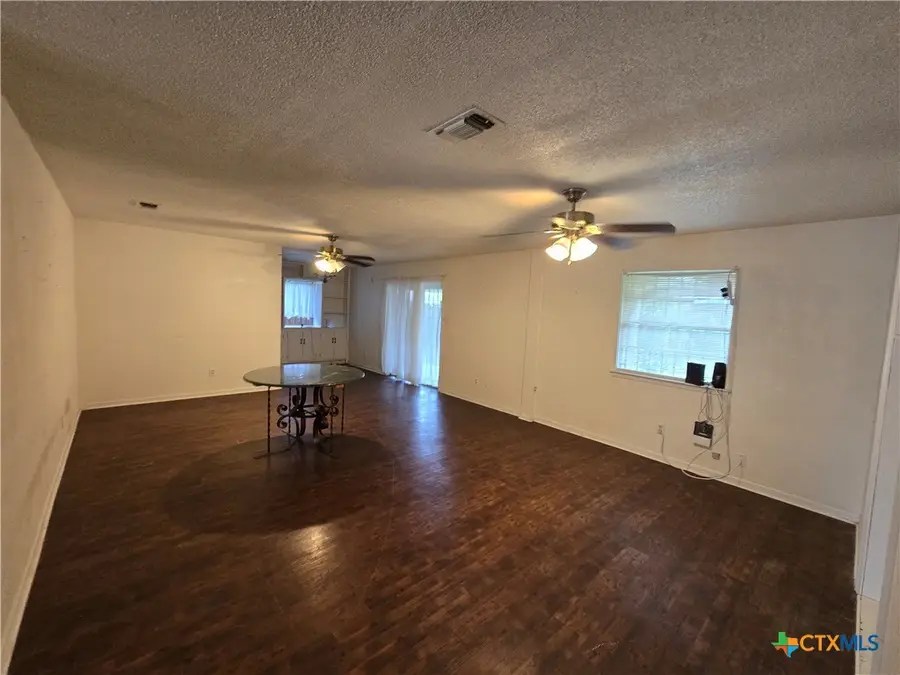 905 Willow Brook Street, Copperas Cove, TX 76522 - #2