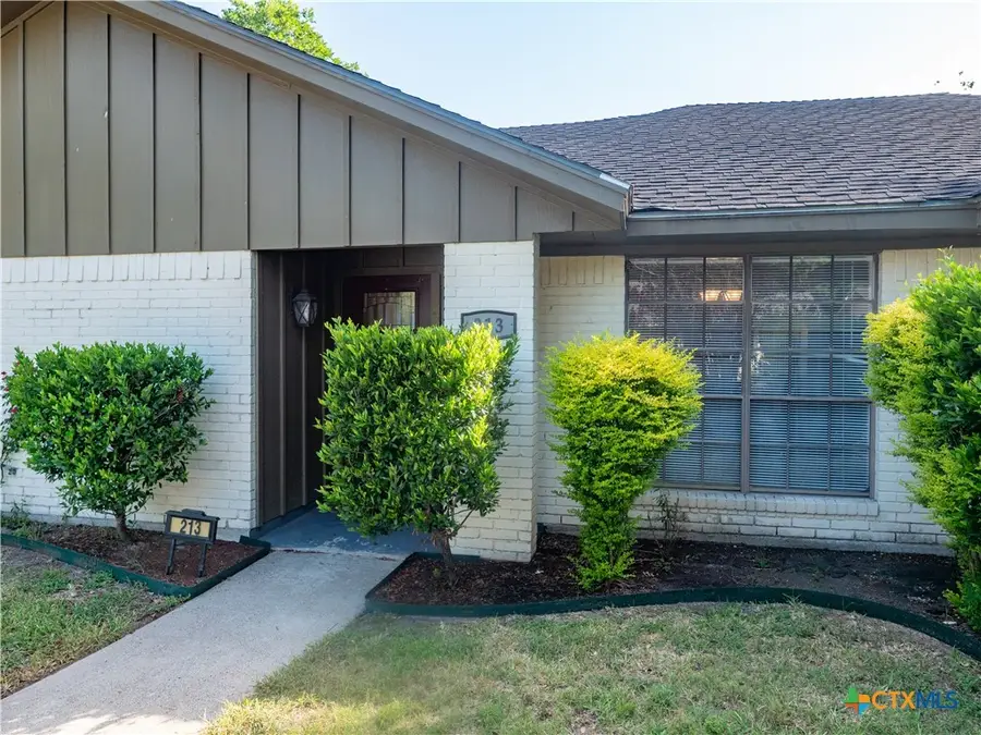 213 Taos Drive, Victoria, TX 77904 - #2