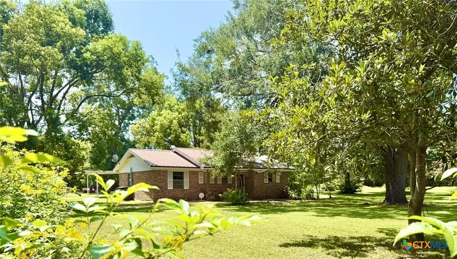 250 Robertson Street, Lolita, TX 77971 - #2