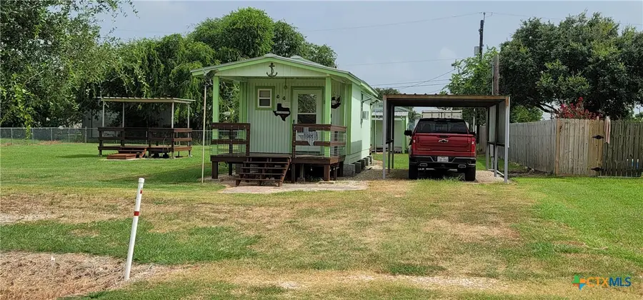 1007 W Dallas Avenue, Seadrift, TX 77983 - #2