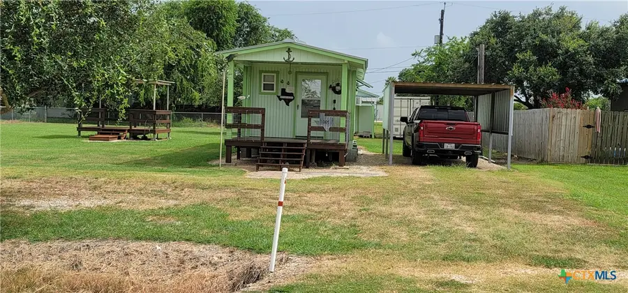 1007 W Dallas Avenue, Seadrift, TX 77983 - #3