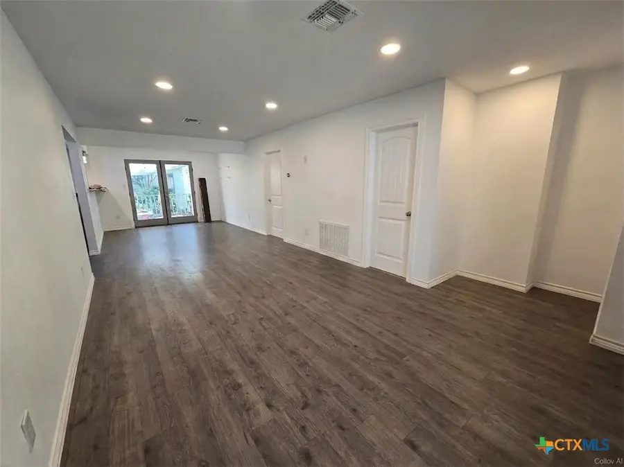 972 Booneville Avenue, New Braunfels, TX 78130 - #3