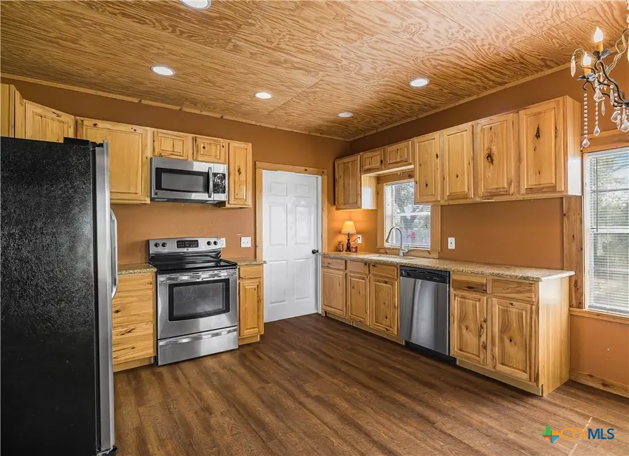 4526 E State Highway 111, Yoakum, TX 77995 - #3