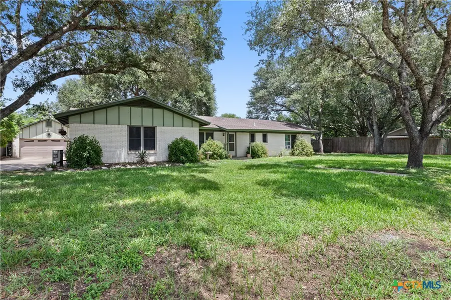 106 Aberdeen Street, Victoria, TX 77904 - #2