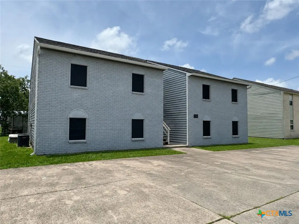 409 S Bauer Drive, Port Lavaca, TX 77979 - #1