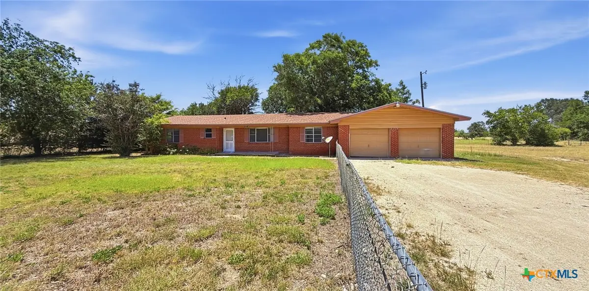 902 S Us Highway 281, Evant, TX 76525 - #1