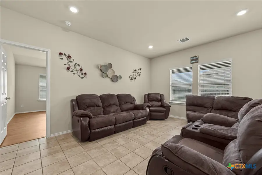 6115 Sally Ride Lane, Killeen, TX 76543 - #2