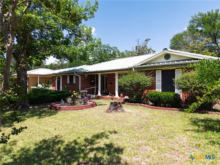 105 Lms Lane, Gatesville, TX 76528 - #2
