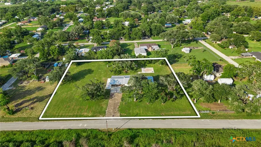 1103 Old Bloomington Road, Victoria, TX 77905 - #2