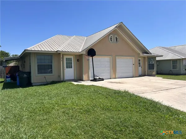 522 Baxter, Seguin, TX 78155