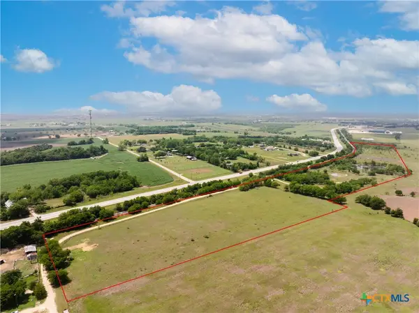 2901 and 2973 S Main Street, Taylor, TX 76574