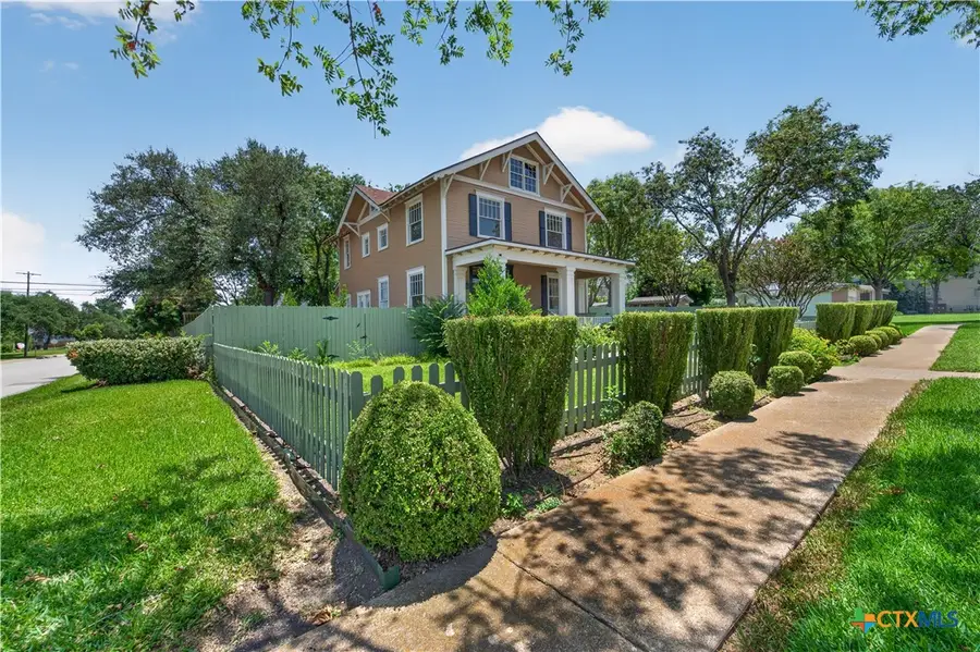 819 N 13th Street, Temple, TX 76501 - #3