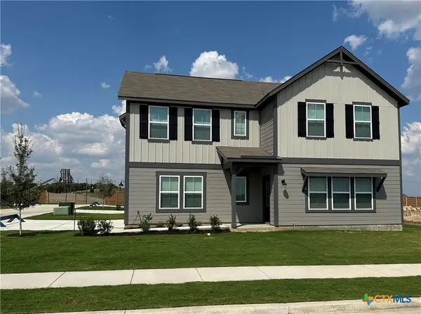 109 Desert Hare Drive, Jarrell, TX 76537
