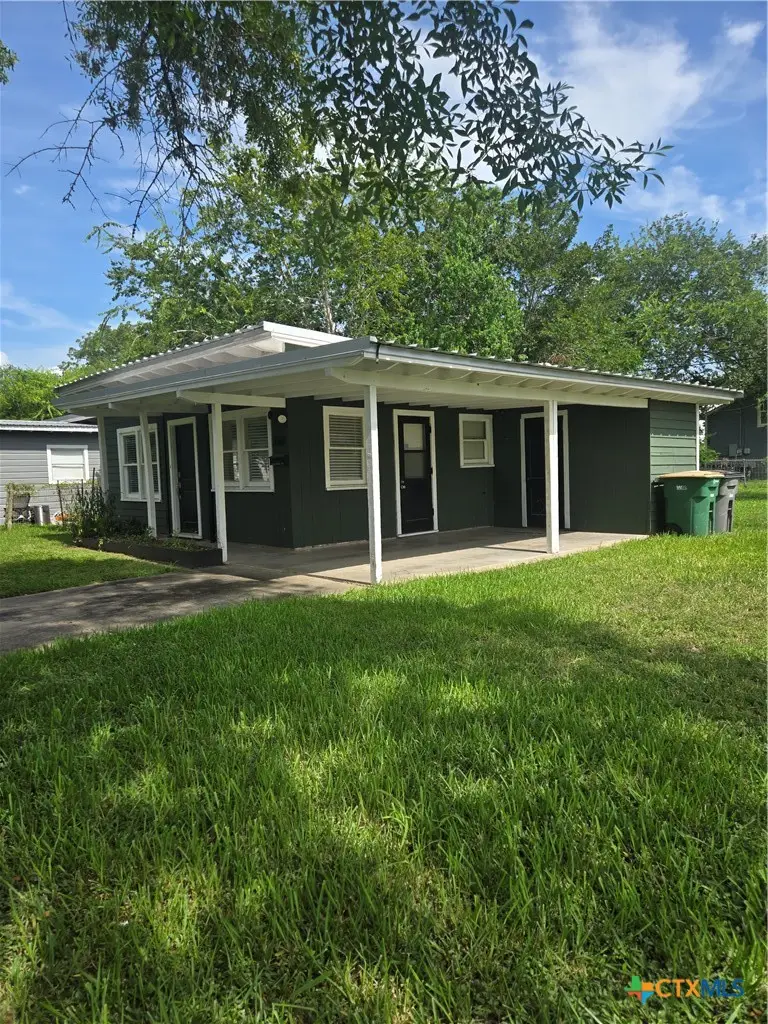 1501 E Rosebud Avenue, Victoria, TX 77901 - #2