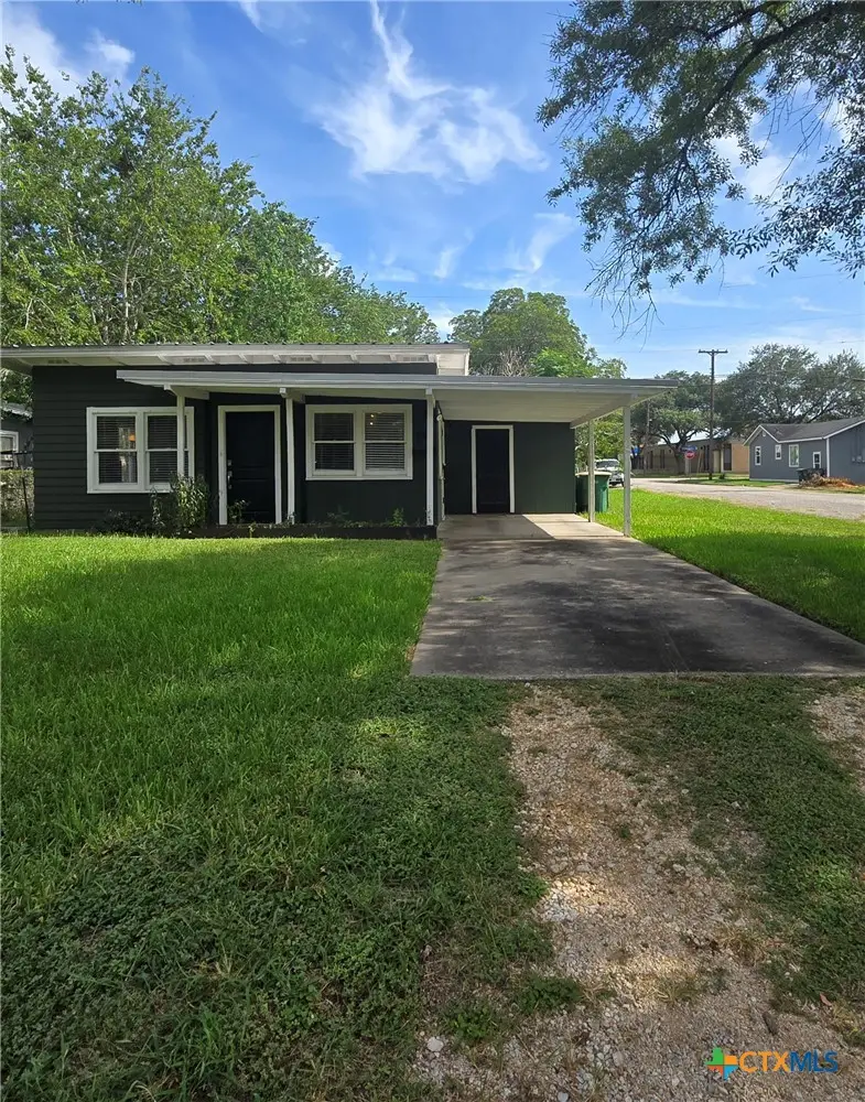 1501 E Rosebud Avenue, Victoria, TX 77901 - #3