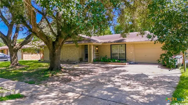 504 Maplewood Drive, Victoria, TX 77901