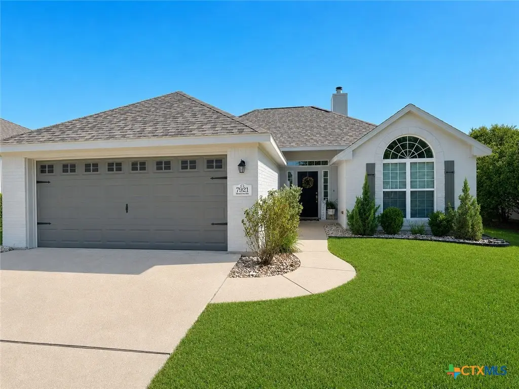 7921 Honeysuckle, Temple, TX 76502 - #1