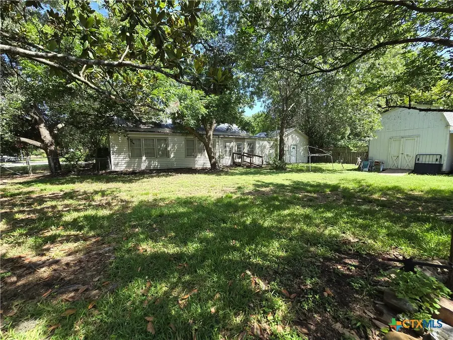 695 W Klingemann Street, New Braunfels, TX 78130 - #3
