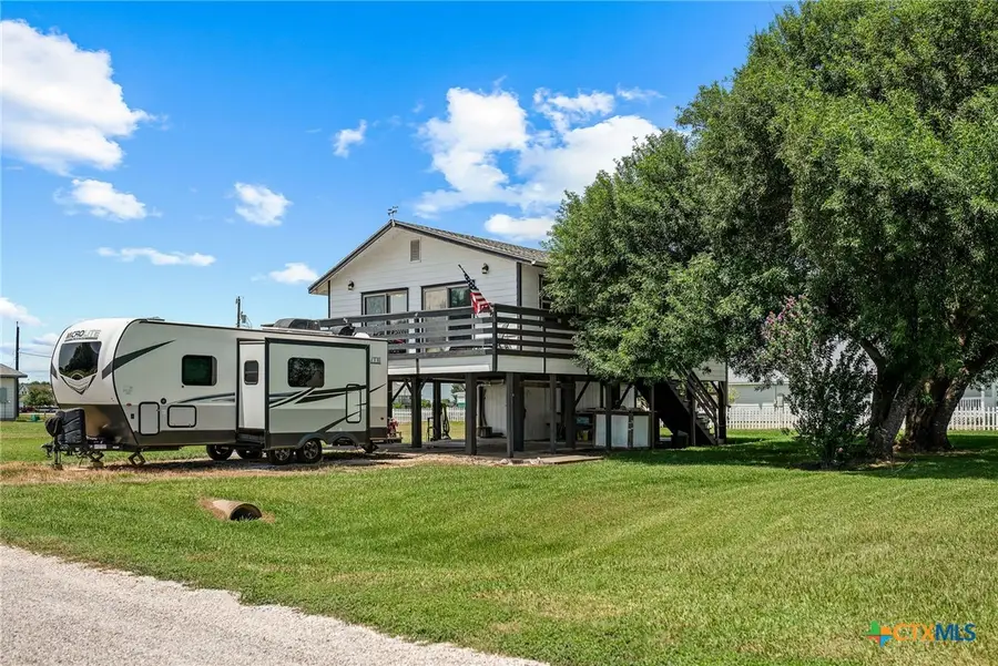 654 Calumet Drive, Palacios, TX 77465 - #2