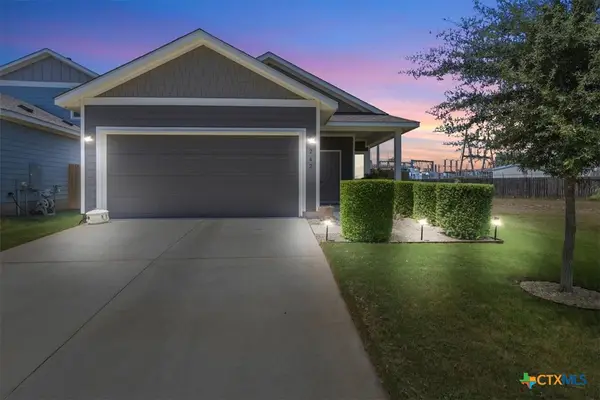 242 Trailside Lane, Bastrop, TX 78602