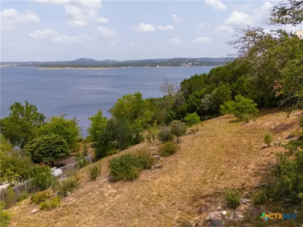 909 Janet Drive, Canyon Lake, TX 78133
