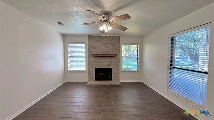 717 Royal Street #717 & 719, Salado, TX 76571 - #2