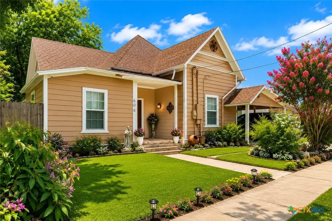 606 Schwab Street, Yoakum, TX 77995 - #1