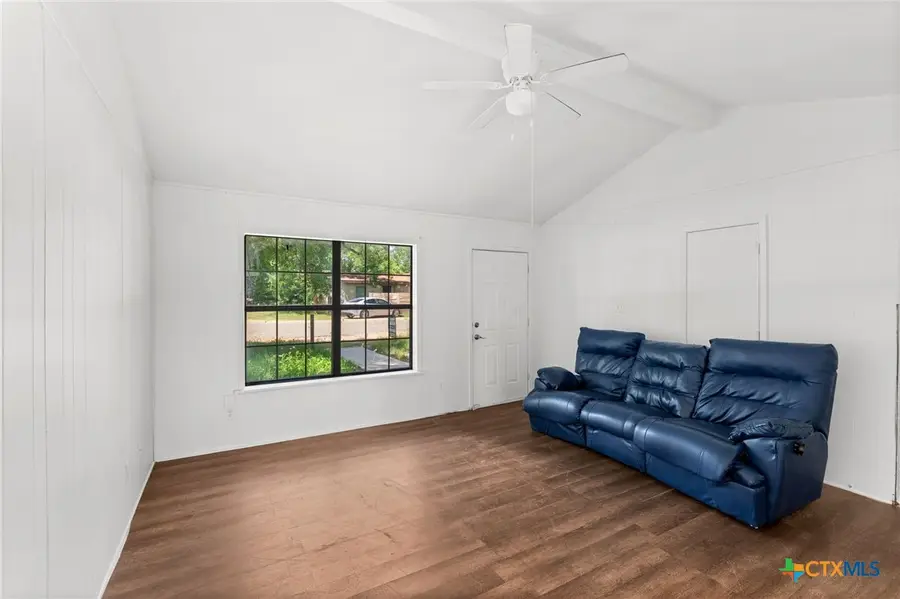 903 W 1st Street, Cameron, TX 76520 - #2