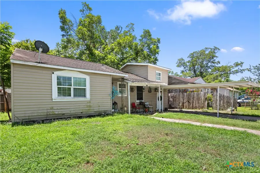 1409 E Mimosa Avenue, Victoria, TX 77901 - #2
