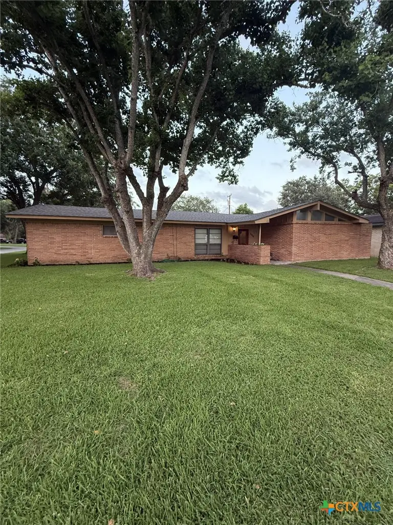 546 Willowick Drive, Port Lavaca, TX 77979 - #2