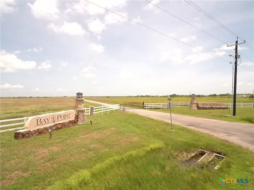 102 Redfish Way, Port Lavaca, TX 77979 - #1