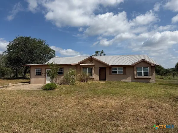 706 Thomaston River Road, Cuero, TX 77954