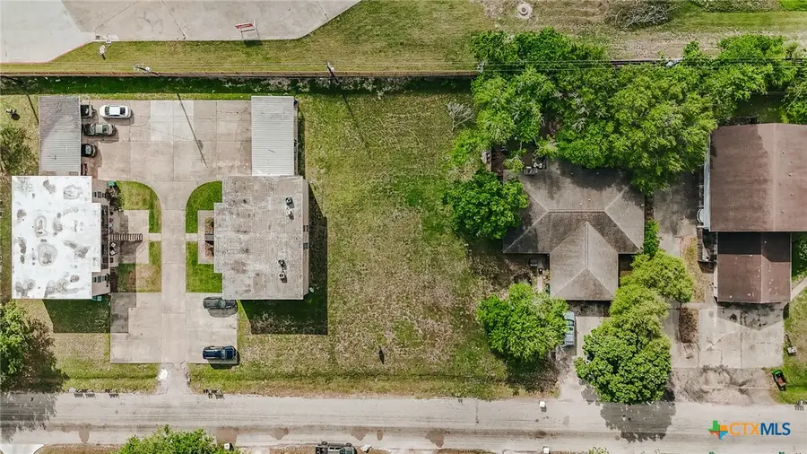 902 Simpson Road, Victoria, TX 77904 - #2