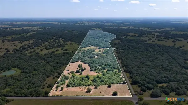 280 Hebron Church Road, Yoakum, TX 77995