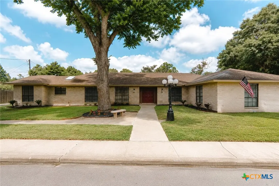 1801 N Main Street, Victoria, TX 77901 - #1