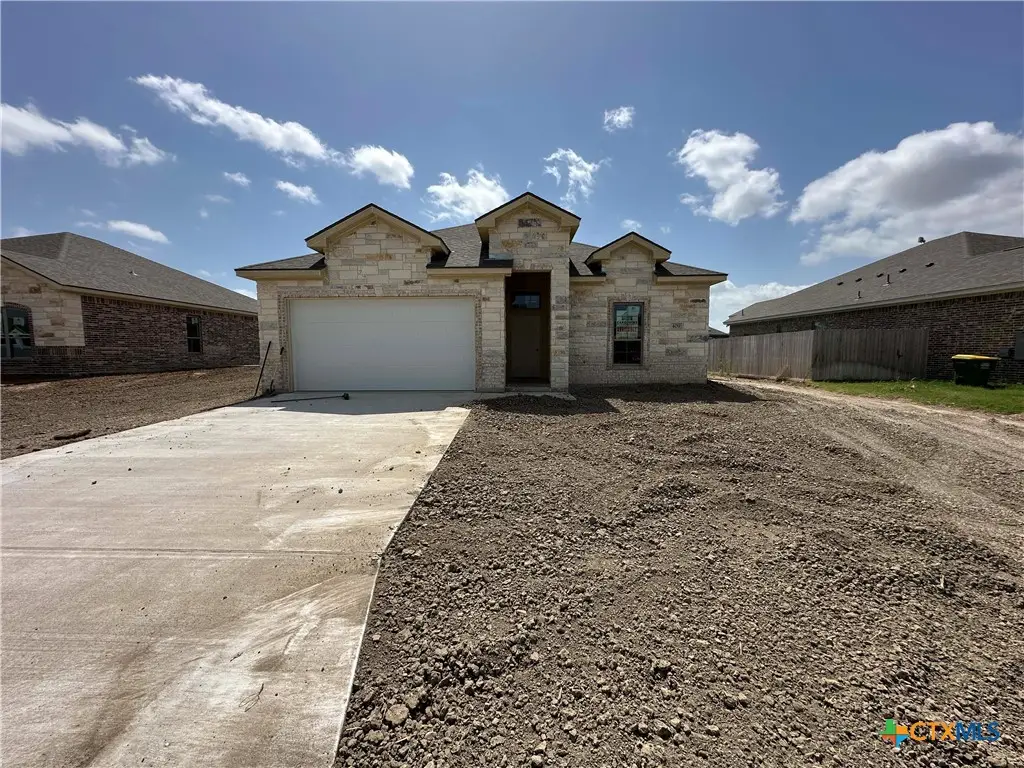 409 Magnolia, Troy, TX 76579 - #1