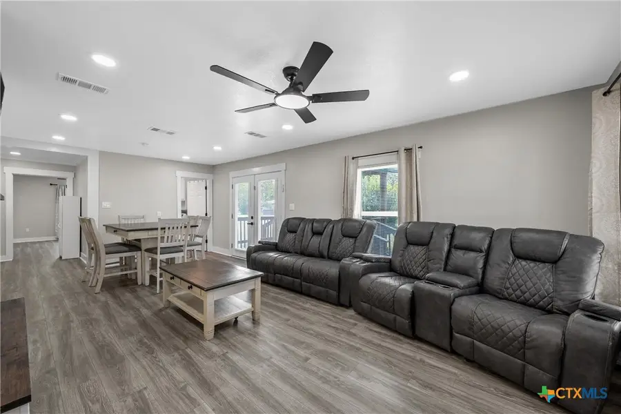 122 Rogers Street, McGregor, TX 76657 - #3