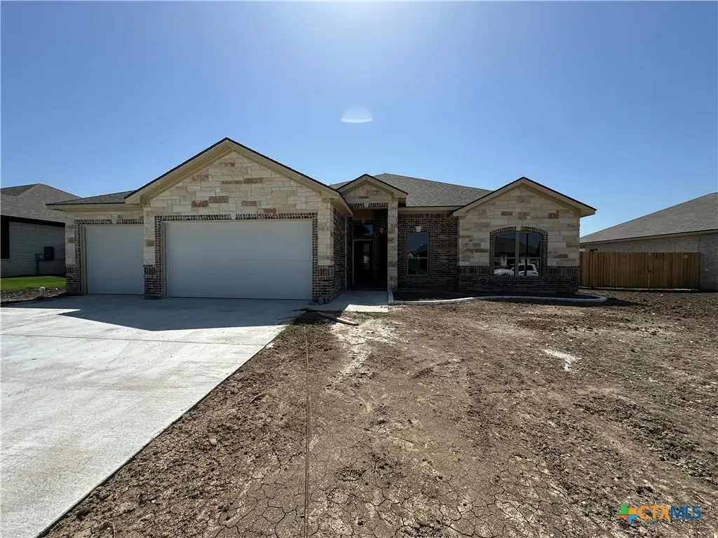 407 Magnolia, Troy, TX 76579 - #1