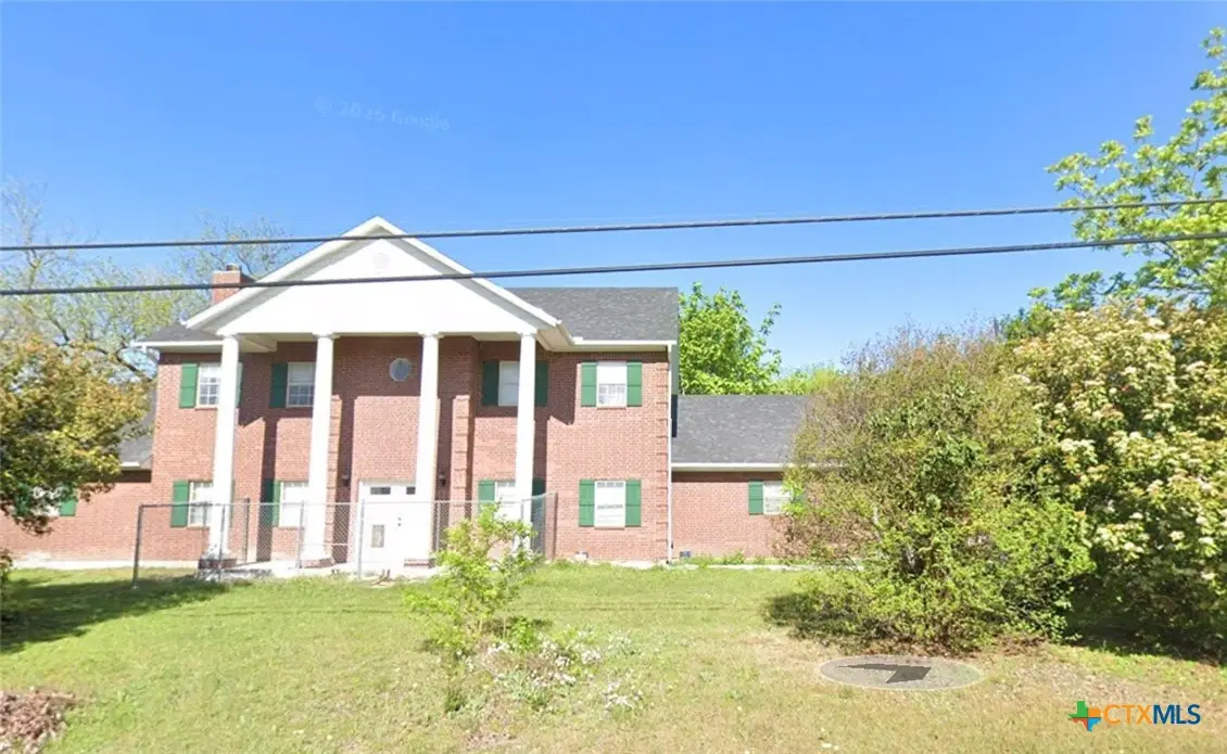 715 E Downs Avenue, Temple, TX 76501 - #1