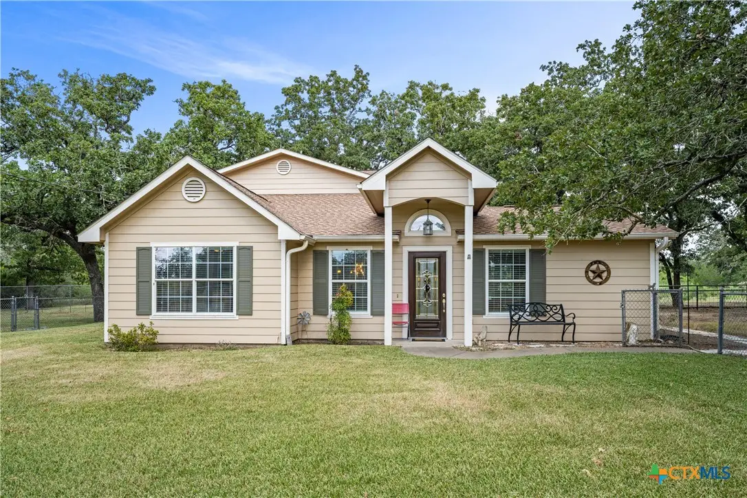 7135 Brown Road, Flatonia, TX 78941 - #1