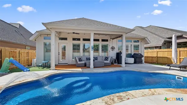 2152 Pioneer Pass, Seguin, TX 78155