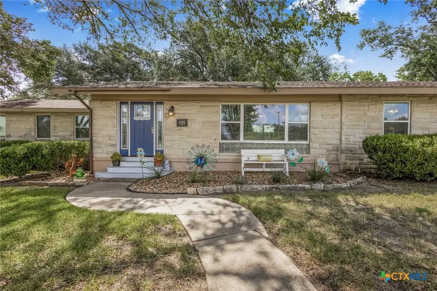 105 S Us Highway 77a, Yoakum, TX 77995 - #3