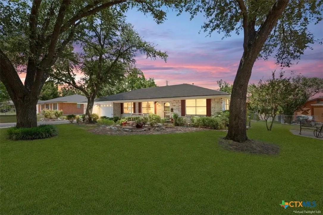 302 E Upshaw Avenue, Temple, TX 76501 - #1