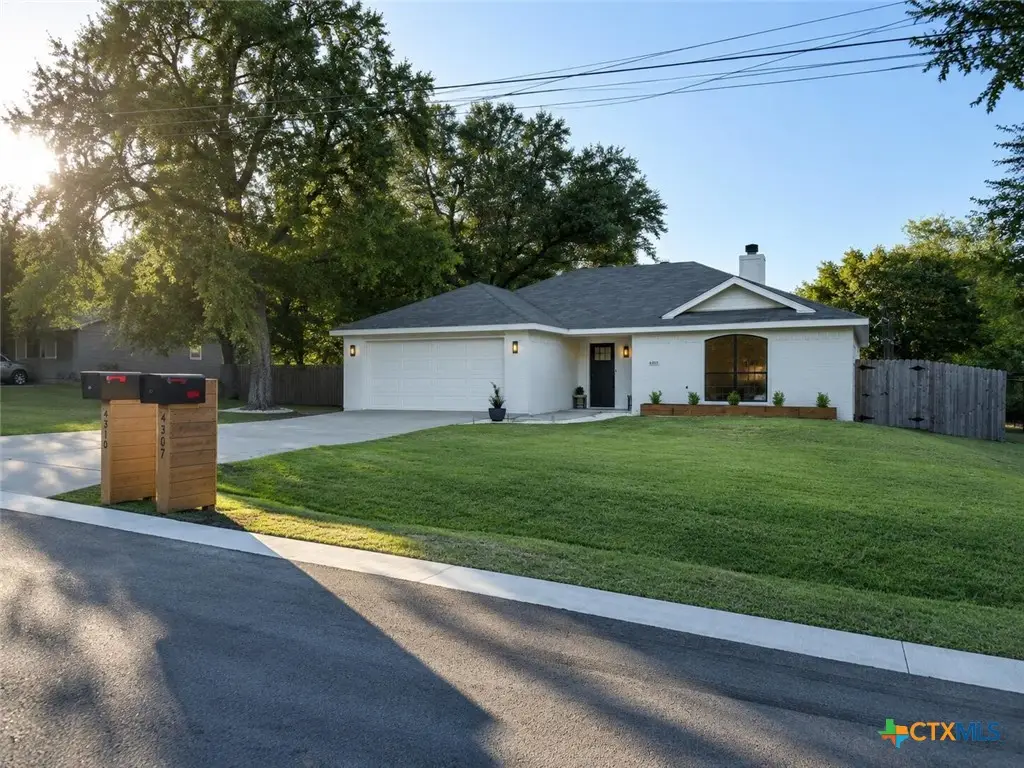 4310 Lakecliff Drive, Harker Heights, TX 76548 - #1