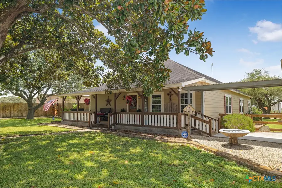 3393 E State Hwy 111, Yoakum, TX 77995 - #3