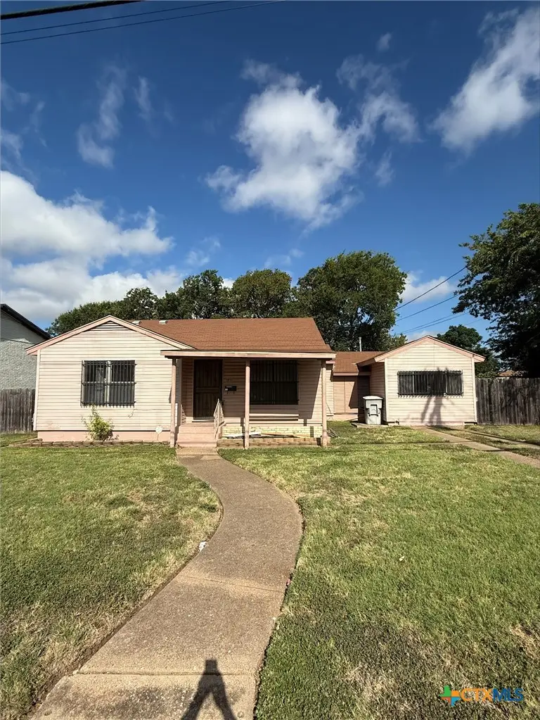 1911 N 10th Street, Killeen, TX 76541 - #1